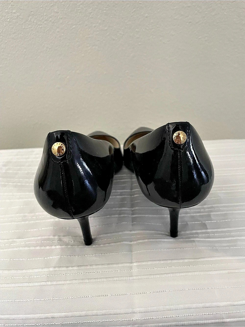 Michael Kors Flex Kitten-Heel Pump Black Pointed-Toe Pumps 7.5 - Picture 7 of 11